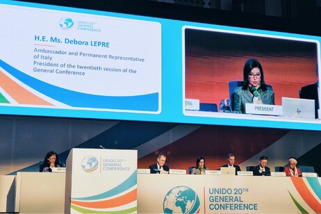 La Embajadora italiana Débora Lepre elegida presidenta de UNIDO