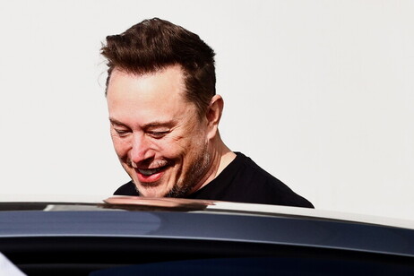 Elon Musk denunció ante las autoridades de control italianas a Telecom.