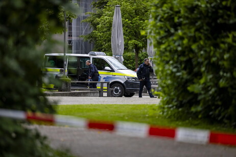 Varios heridos con arma blanca en ataque en Zofingen.