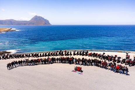 Passione Ducati celebrata a livello globale con #WeRideAsOne