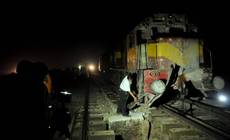 Pakistan:esplosione su treno,12 morti