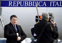 L'arrivo di Renzi al G7 all'Aja
