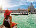 Turisti a Venezia (ANSA)