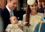 Il principino George, terzo in linea di successione al trono britannico, e' figlio dei duchi di Cambridge: il principe William e Kate Middtleton