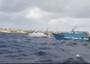 Lampedusa, pescatori depongono fiori