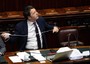 Renzi trasforma banco Governo in affollato tavolo da lavoro