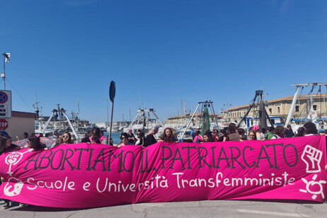 Manifestación a favor del aborto en Roma