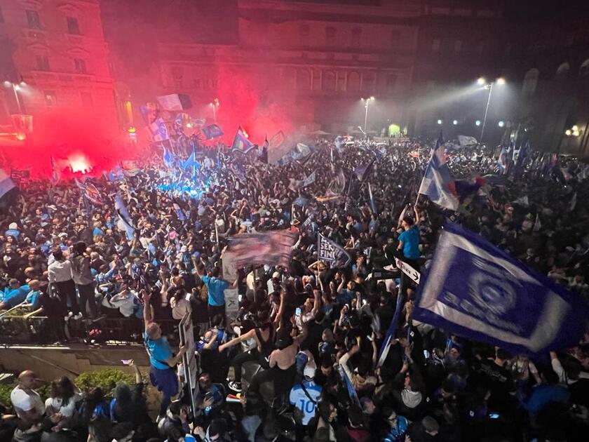 Napoli festeja el campeonato 33 años después del conquistado por Maradona