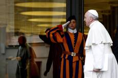 FOTO: l'incontro del Papa con i cardinali