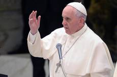 Pope outlines three-expression 'recipe' for marital problems