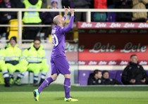 Fiorentina-Verona 1-0: 5’ pt, Fiorentina in vantaggio con Borja Valero che supera Jorginho e fa partire una rasoiata di sinistro che coglie impreparato Rafael